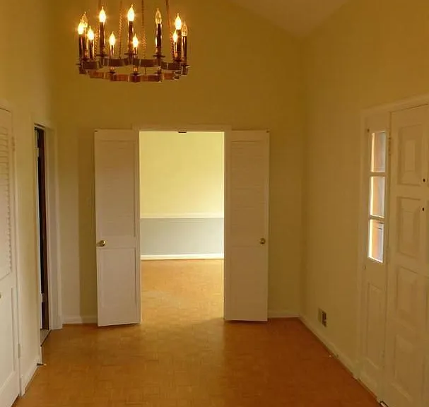 6301 Evermay Dr — Photo 16