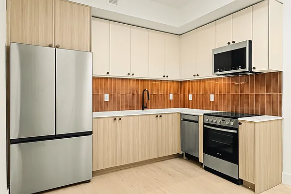 Kitchen, photo 1