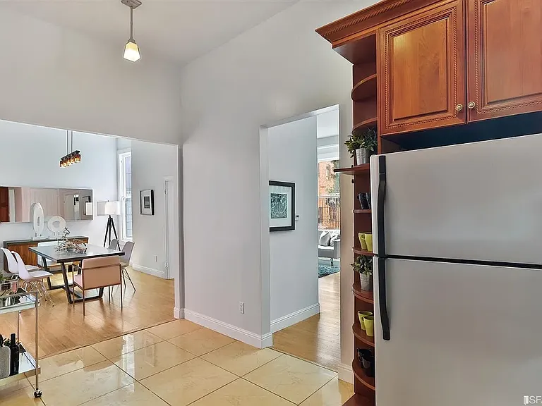 685 Capp St — Photo 28