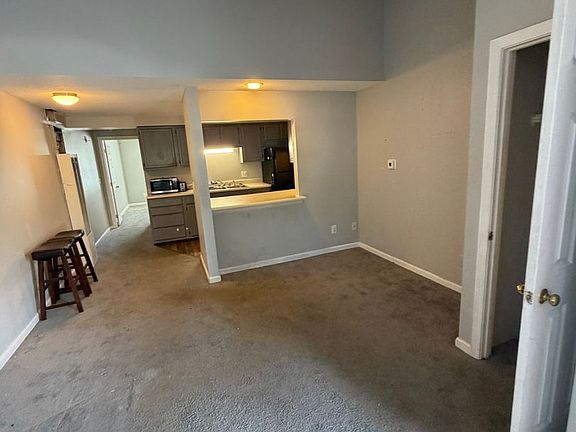 5th image of 4 Merriam St APT 6
