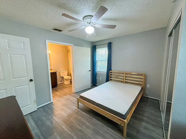 3705 SW 27th St #317 — Photo 25
