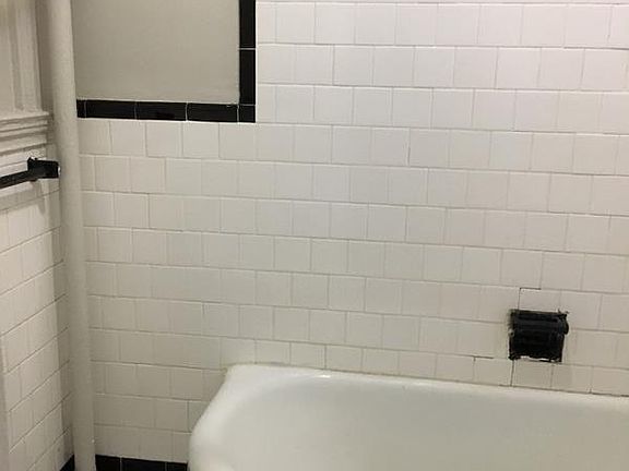 5th image of 9 Sewall Ave #332
