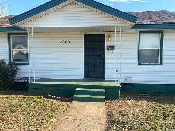 2nd image of 2608 NE 22nd St