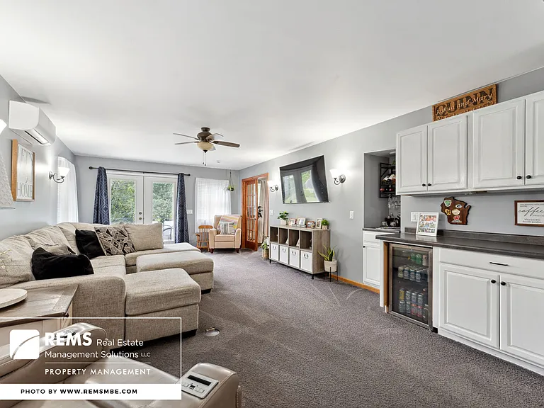 815 Island Ct #1 — Photo 23
