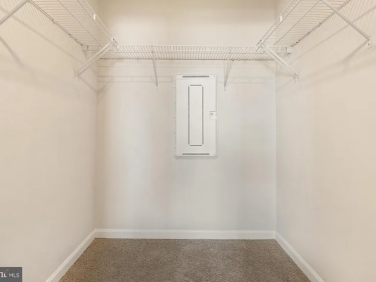 450 Herringbone Way — Photo 28