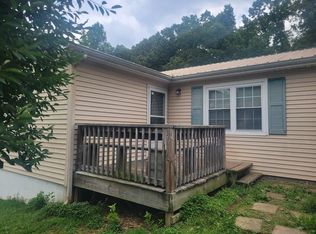 250 Cole Fairway, Paris, TN 38242