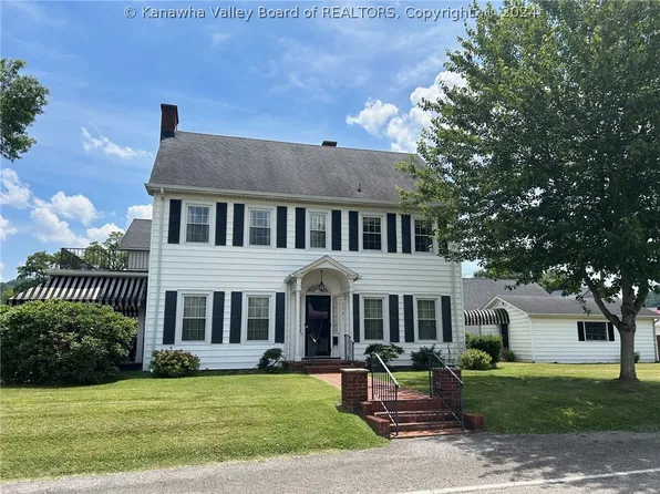 3301 Kanawha Ave SE, Charleston, WV 25304