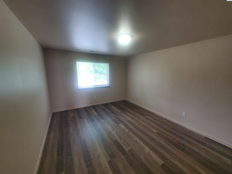 1666 Cactus Loop — Photo 9