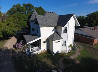 405 N Main St, Salado, TX 76571