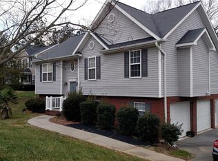 335 Carriage Ln, Linwood, NC 27299