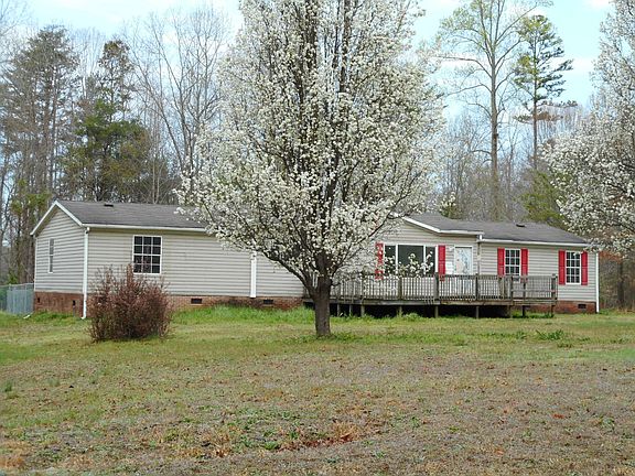 3rd image of 3017 Bonnie Ln