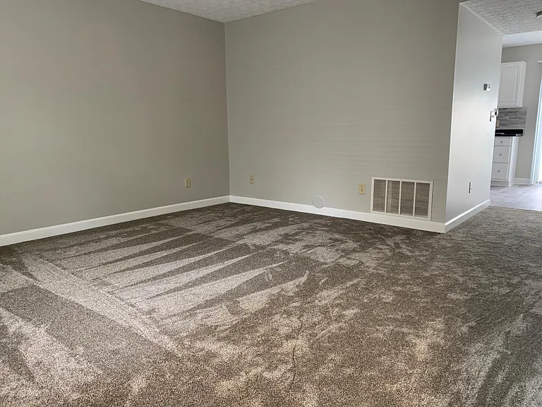 1619 N Star Ave — Photo 4