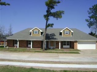 92 Carolyn Ct, Arabi, LA 70032