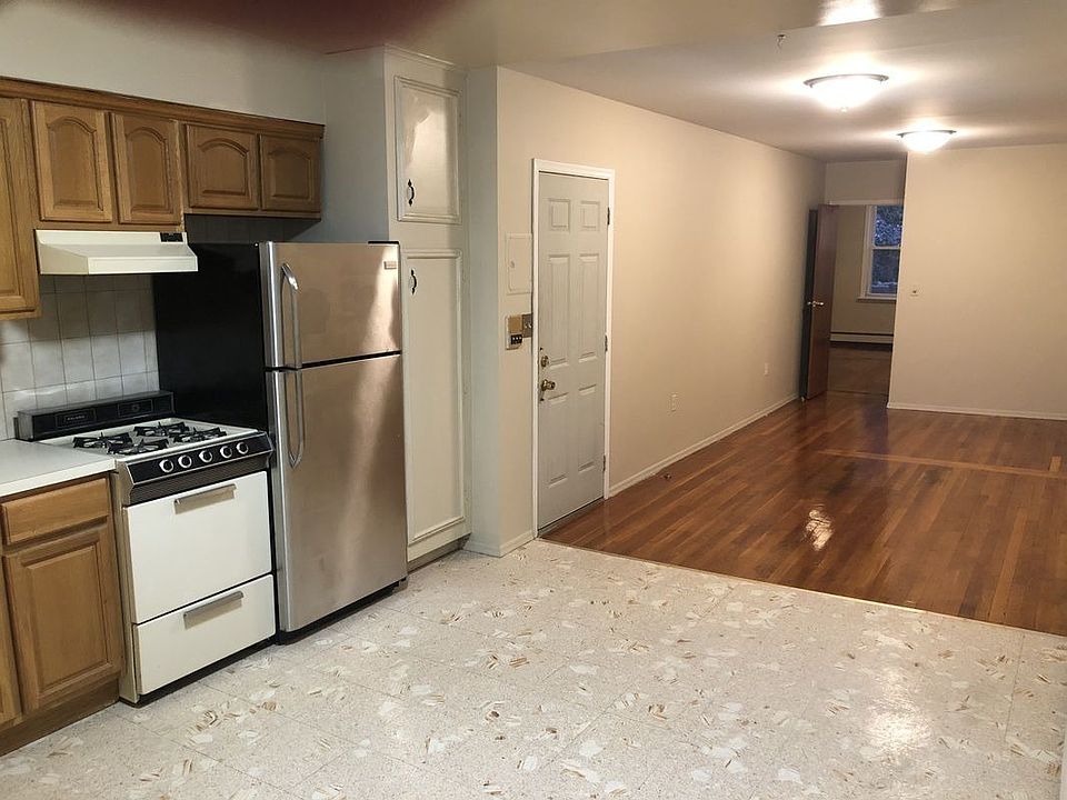 1st image of 3130 44th St