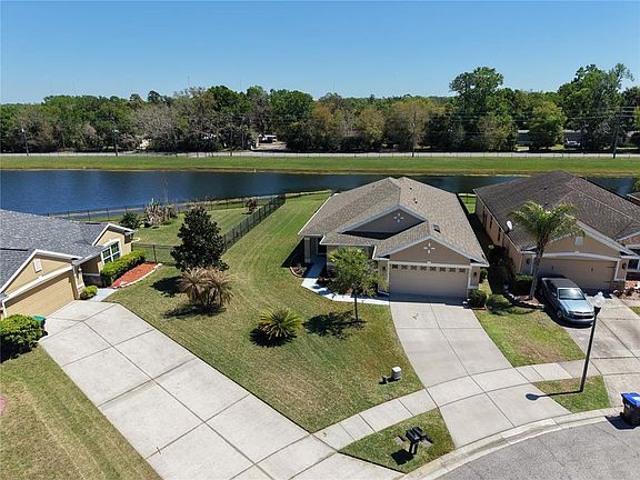 5th image of 15637 CARINA DR