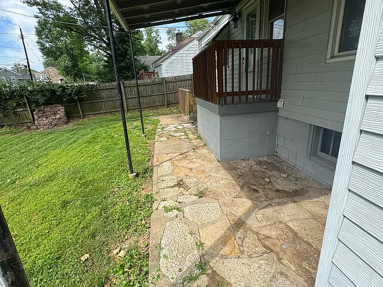 10228 Saint Richard Ln — Photo 12