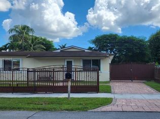 5715 SW 108th Pl, Miami, FL 33173
