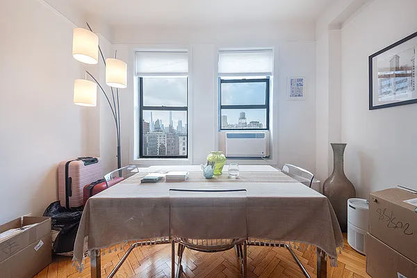 Rented by Rita S Citrin, LREB | media 17