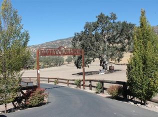 27551 Oakflat Dr, Tehachapi, CA 93561
