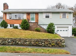69 Mallard Way, Waltham, MA 02452