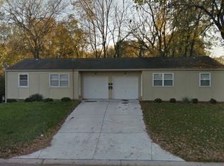 8719 W 79th St, Overland Park, KS 66204