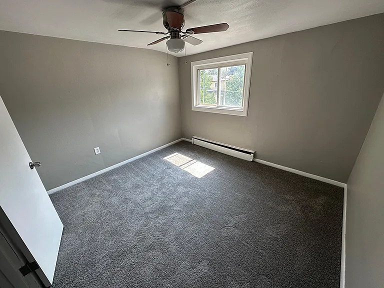 140 East Ave #4 — Photo 4