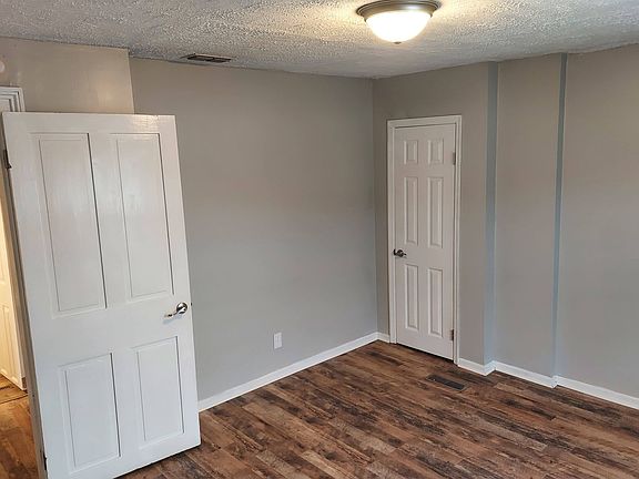5th image of 607 Winthrop St #1-4