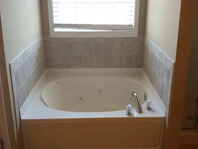 14 Jordan Crest Ct — Photo 9