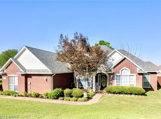 11915 Fieldstone Dr, Fort Smith, AR 72916