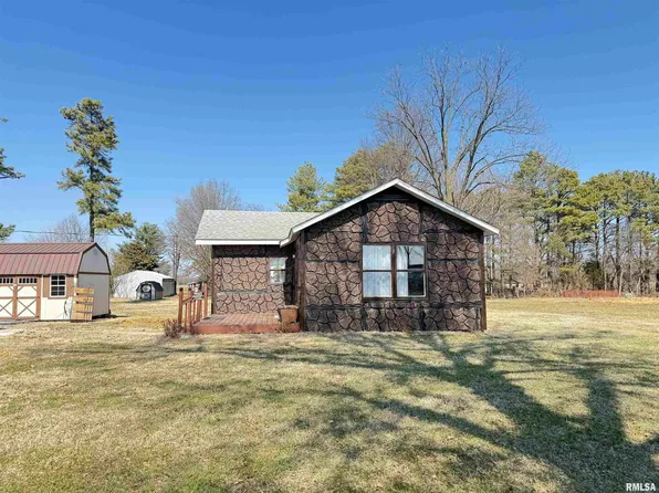 12338 Curie Ln, Marion, IL 62959