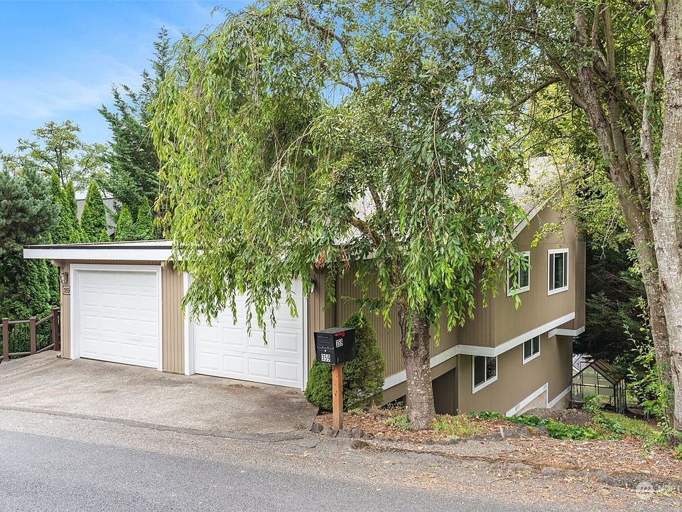 1st image of 359 SE ParkHill Dr