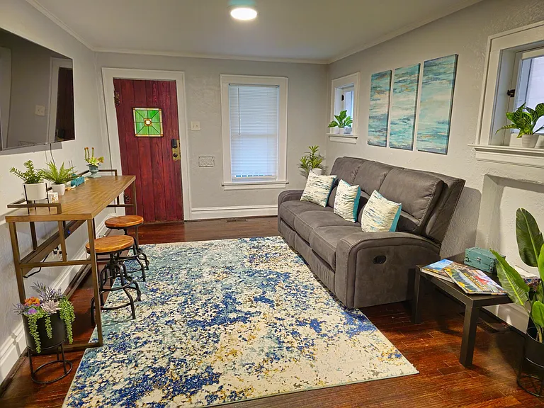 Oleatha Ave — Photo 17