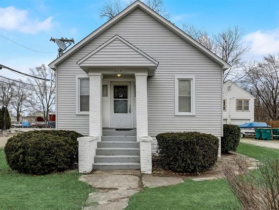 115 S Center St Braidwood Il 60408 Mls 10985461 Zillow