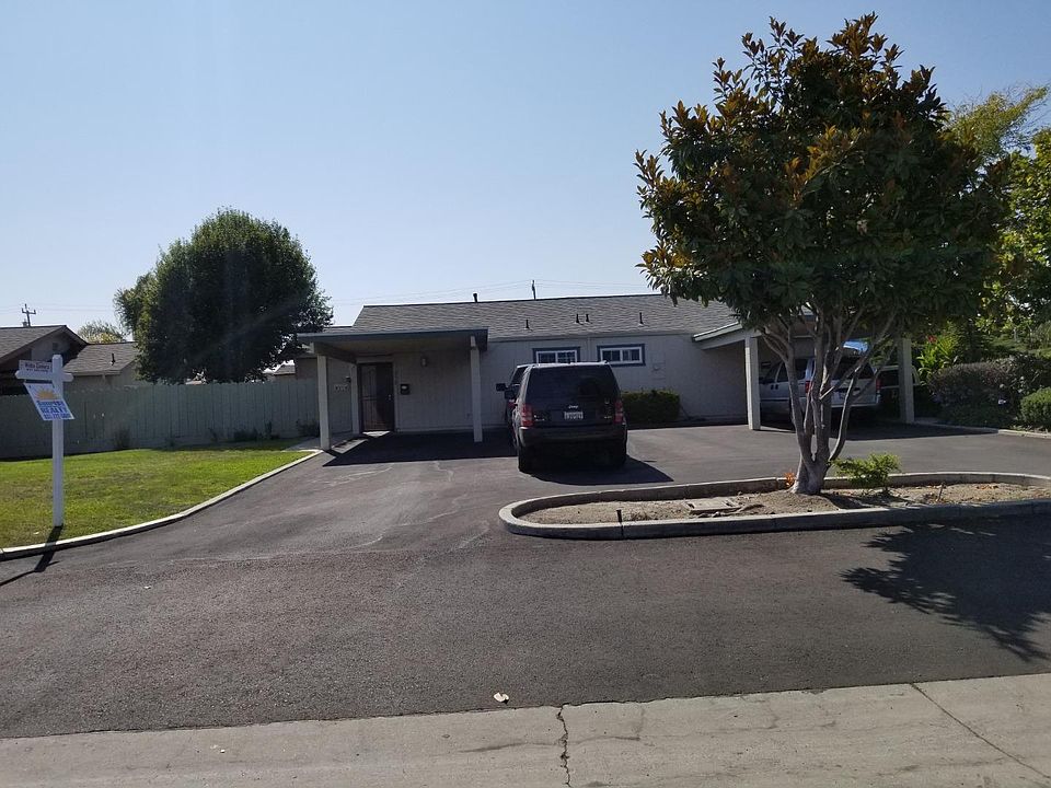 1st image of 212 Sunnyhills Dr