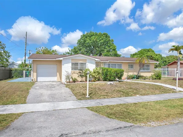 10565 SW 156th Ln, Miami, FL 33157