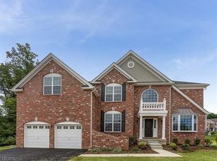 4 Heaton St, Budd Lake, NJ 07828