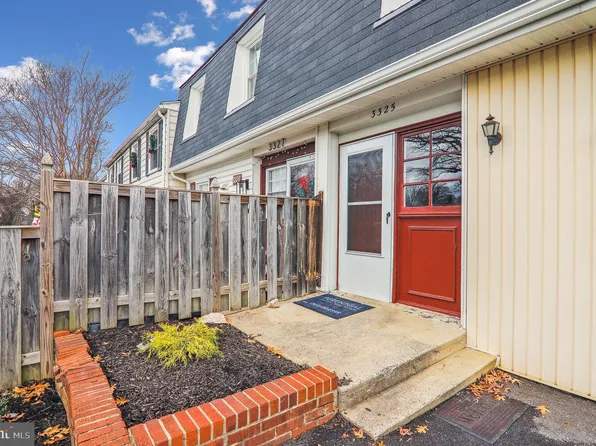 3325 Tidewater Ct #C-8, Olney, MD 20832