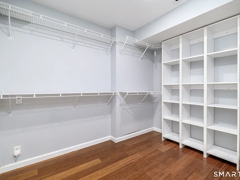 39 Kenilworth Dr W — Photo 12