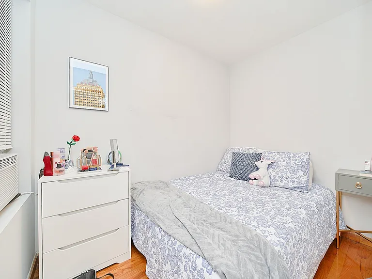 456 9th Ave #6 — Photo 7