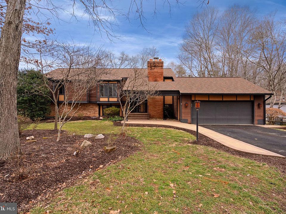 1st image of 6116 Occoquan Forest Dr