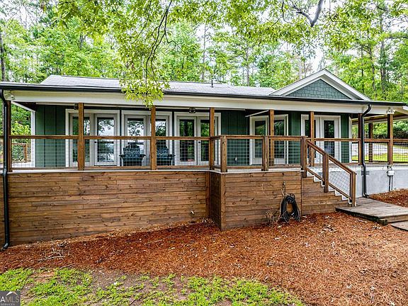 2nd image of 291 Power Point Rd NE