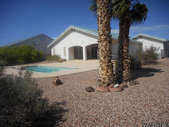 2nd image of 813 Indian Head Dr