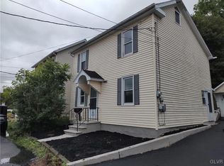673 W Washington St, Slatington, PA 18080