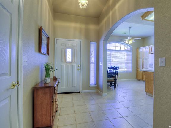 2nd image of 2462 Novi Dr