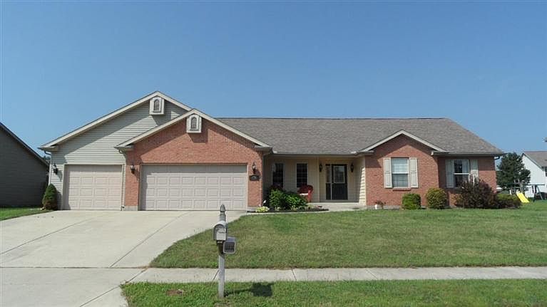 1st image of 576 Willow Creek Way