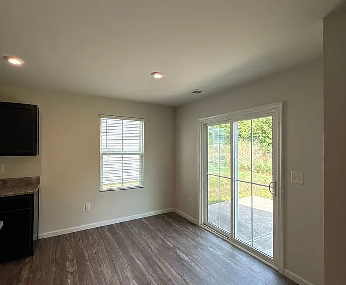 4208 Bowline Dr — Photo 6