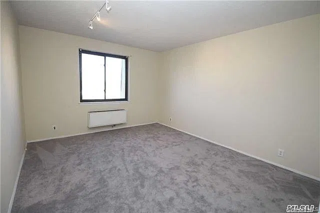 2 bed, 2.0 bath, 1000 sqft, $4,000 — Photo 4