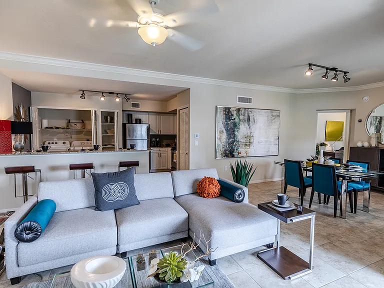 The Charleston Apartment Boca Raton