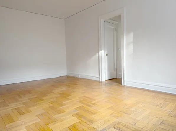 72 Barrow Street image 6 of 12