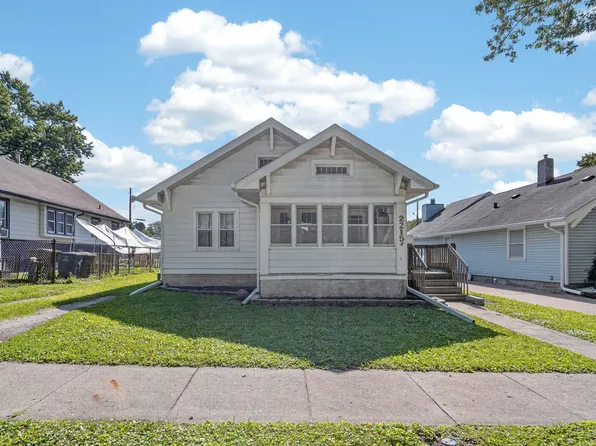 2215 York St, Des Moines, IA 50316